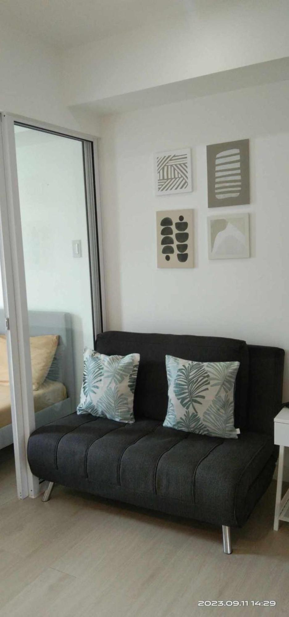 Beach Front Living In The Heart Of The City, Azure Residences Manila Kültér fotó