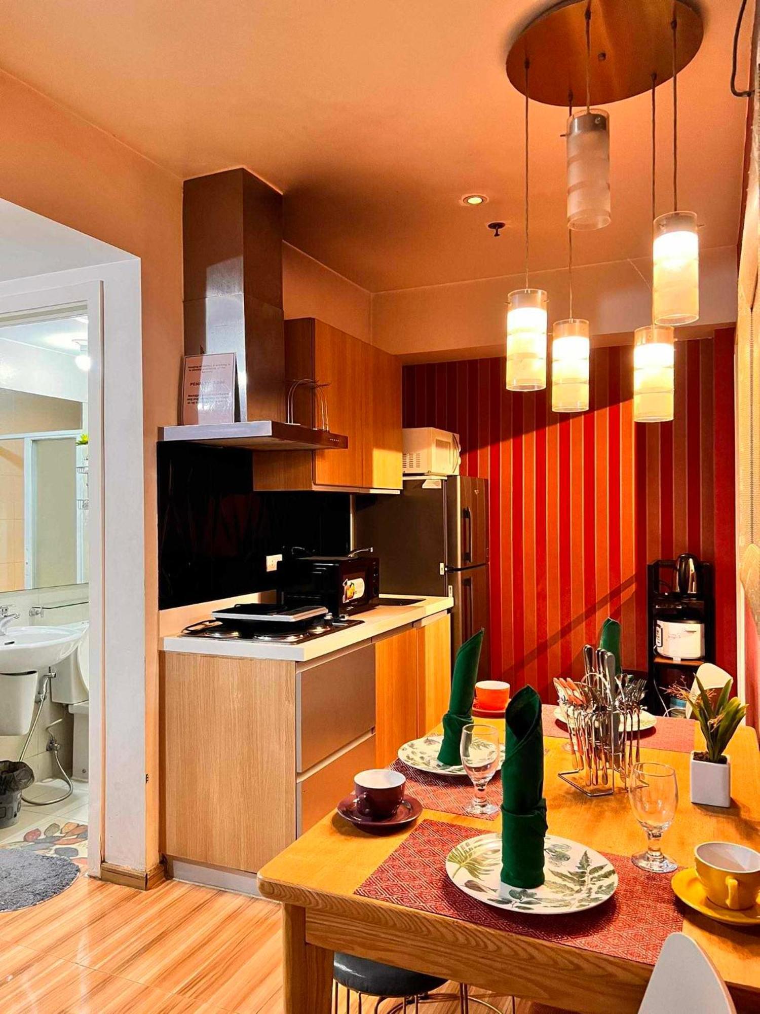 Beach Front Living In The Heart Of The City, Azure Residences Manila Kültér fotó