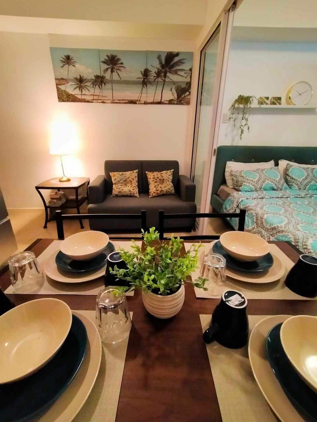 Beach Front Living In The Heart Of The City, Azure Residences Manila Kültér fotó
